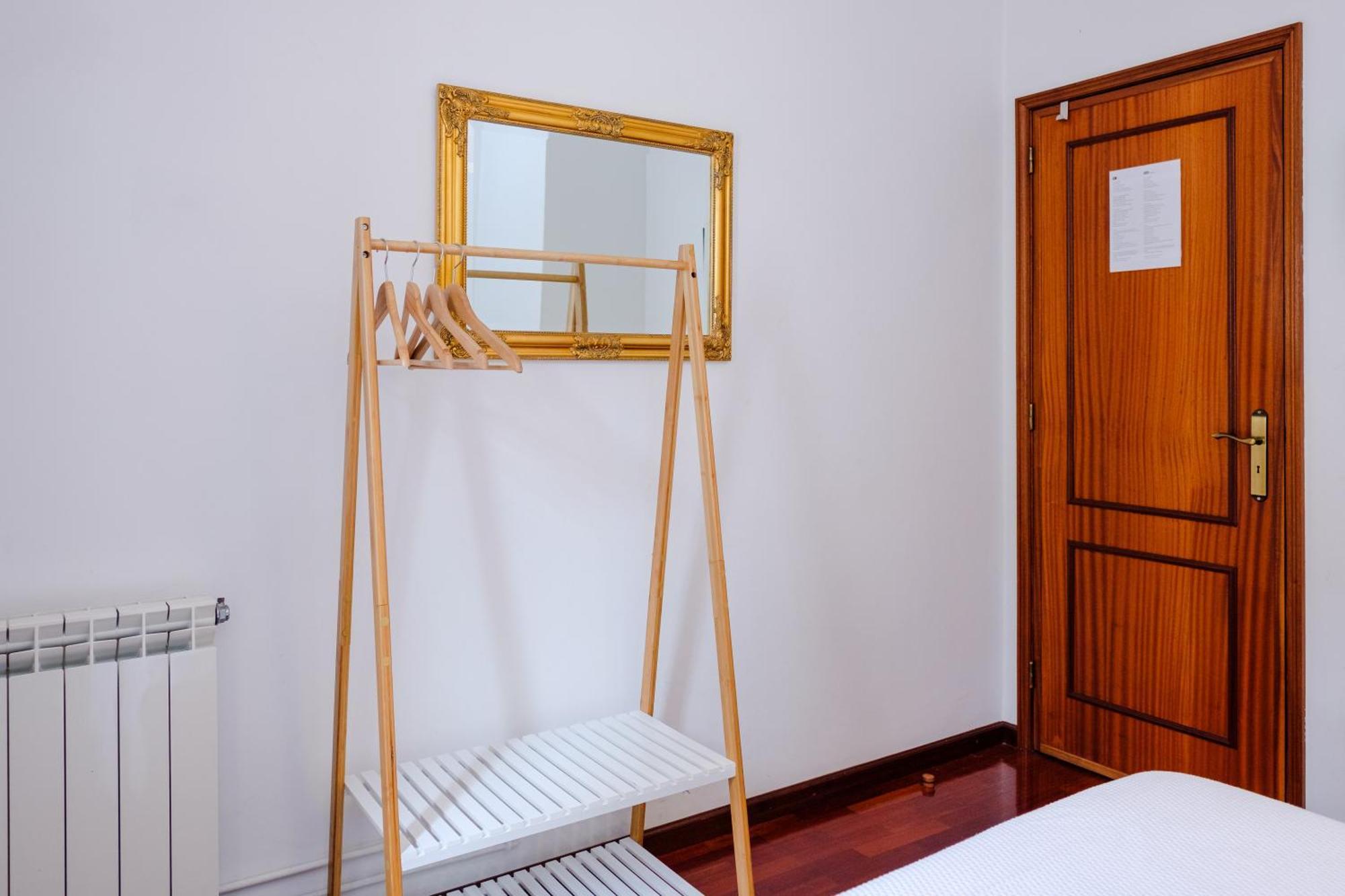 Classico Guesthouse Vila Nova de Gaia Room photo